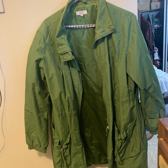 Light windbreaker jacket - Picture 2 of 4